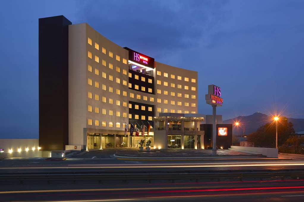 Hs Hotsson Hotel Silao Extérieur photo